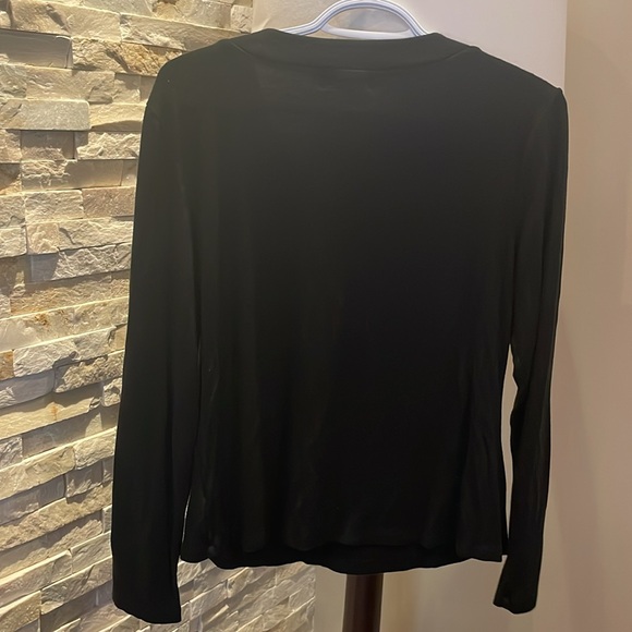 Bella Black V-Neck top - Picture 5 of 6